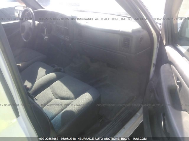 1GCEC14X27Z109544 - 2007 CHEVROLET SILVERADO C1500 CLASSIC WHITE photo 5