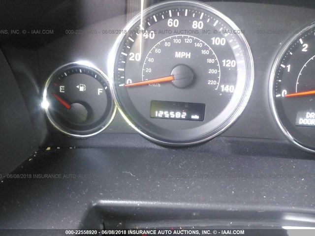 1J8HG48K28C145698 - 2008 JEEP COMMANDER SPORT შავი ფოტო 7