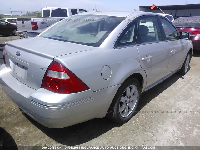 1FAHP24127G148798 - 2007 FORD FIVE HUNDRED SEL SILVER photo 4