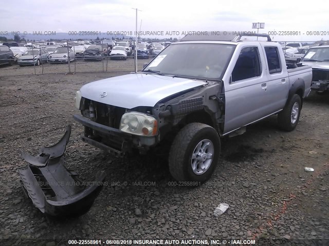 1N6ED27Y31C319987 - 2001 NISSAN FRONTIER CREW CAB XE/CREW CAB SE SILVER photo 2