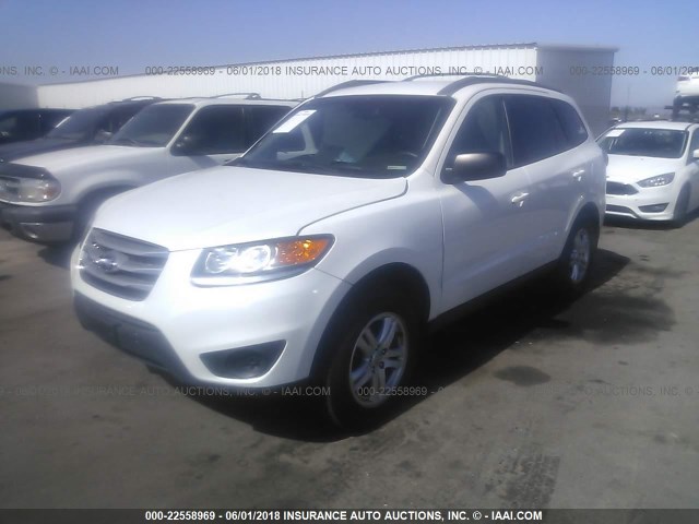 5XYZG3AB0CG115233 - 2012 HYUNDAI SANTA FE GLS WHITE photo 2