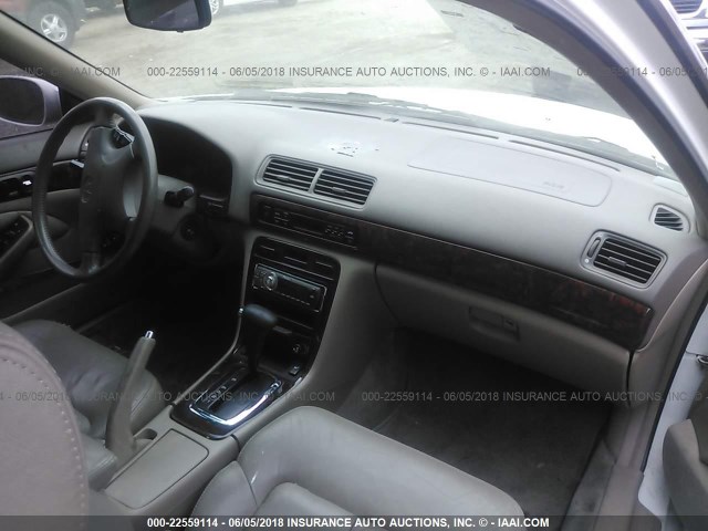 19UYA2257WL009811 - 1998 ACURA 3.0CL Ақ фото 5