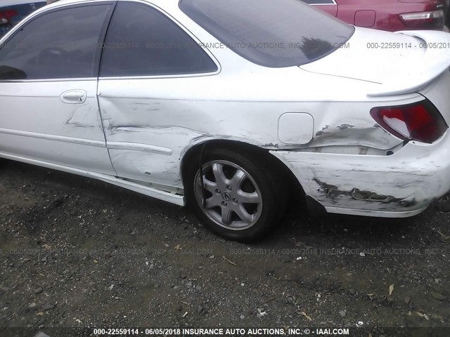 19UYA2257WL009811 - 1998 ACURA 3.0CL WHITE photo 6