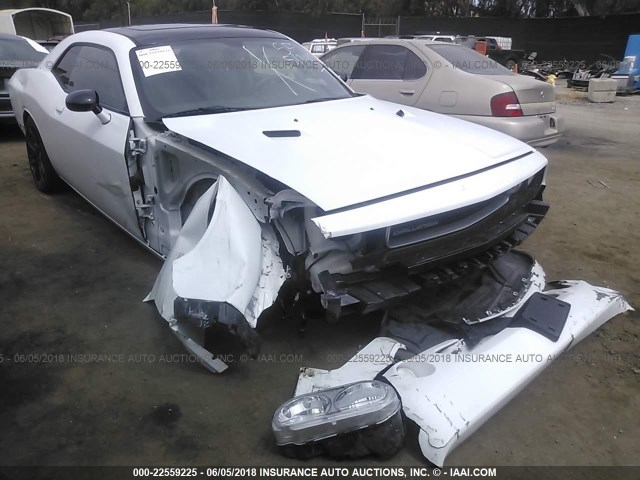 2C3CDYAG9EH196944 - 2014 DODGE CHALLENGER SXT WHITE photo 1