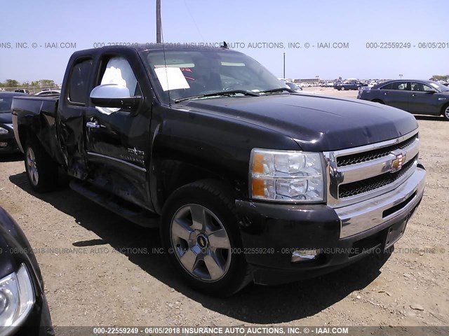 1GCRCSE02BZ306294 - 2011 CHEVROLET SILVERADO C1500 LT BLACK photo 1