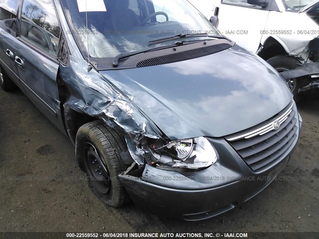 2C4GP44R95R405569 - 2005 CHRYSLER TOWN & COUNTRY LX TEAL photo 6