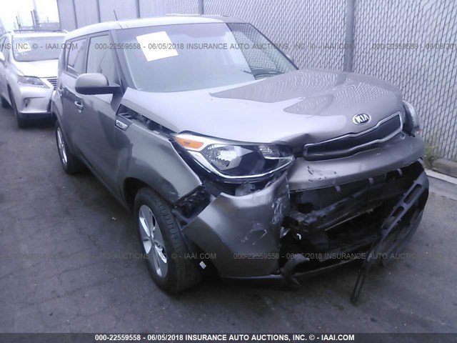 KNDJN2A25G7321955 - 2016 KIA SOUL GRAY photo 1