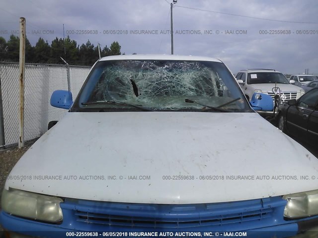 1GCEC14Z92Z304616 - 2002 CHEVROLET SILVERADO C1500 WHITE photo 6