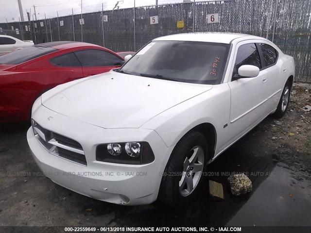 2B3CA3CV4AH309942 - 2010 DODGE CHARGER SXT WHITE photo 2