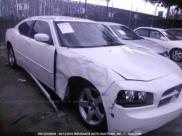 2B3CA3CV4AH309942 - 2010 DODGE CHARGER SXT WHITE photo 6