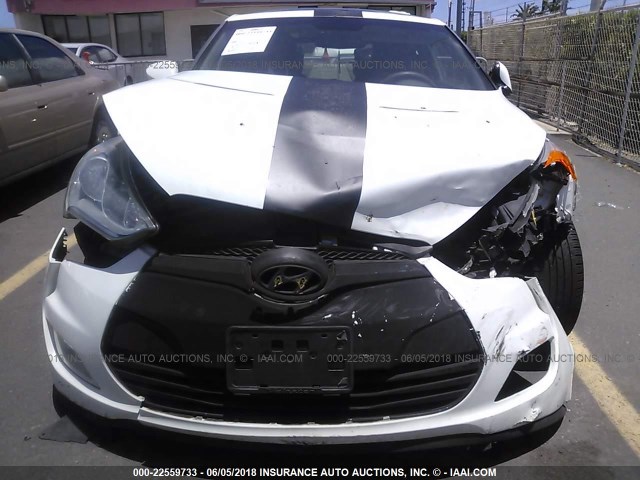 KMHTC6AD8DU108756 - 2013 HYUNDAI VELOSTER WHITE photo 6