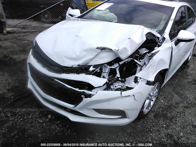 1G1BE5SM1J7160154 - 2018 CHEVROLET CRUZE LT WHITE photo 6