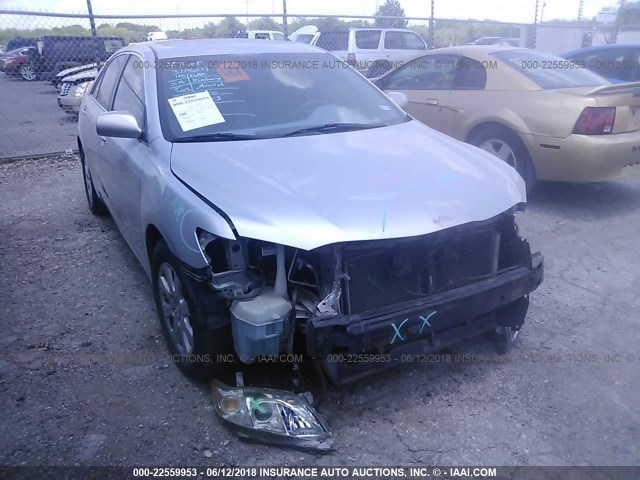 4T1BK46K37U520811 - 2007 TOYOTA CAMRY NEW GENERAT LE/XLE/SE SILVER photo 1