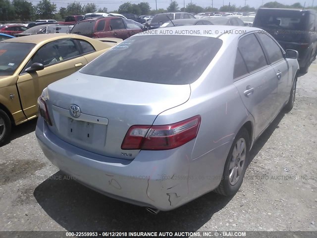 4T1BK46K37U520811 - 2007 TOYOTA CAMRY NEW GENERAT LE/XLE/SE SILVER photo 4