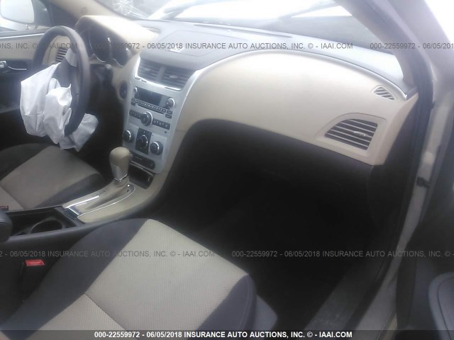 1G1ZB5E09CF272497 - 2012 CHEVROLET MALIBU LS თაფლისფერი ფოტო 5