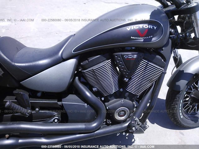 5VPLB36NXF3035181 - 2015 VICTORY MOTORCYCLES GUNNER BLACK photo 8