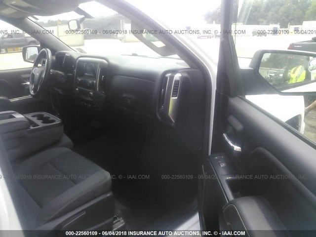 1GCRCREH1EZ326555 - 2014 CHEVROLET SILVERADO C1500 LT WHITE photo 5