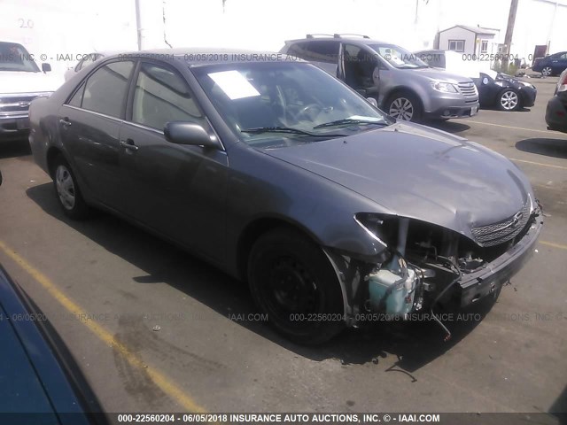 JTDBE32K230222604 - 2003 TOYOTA CAMRY LE/XLE GRAY photo 1