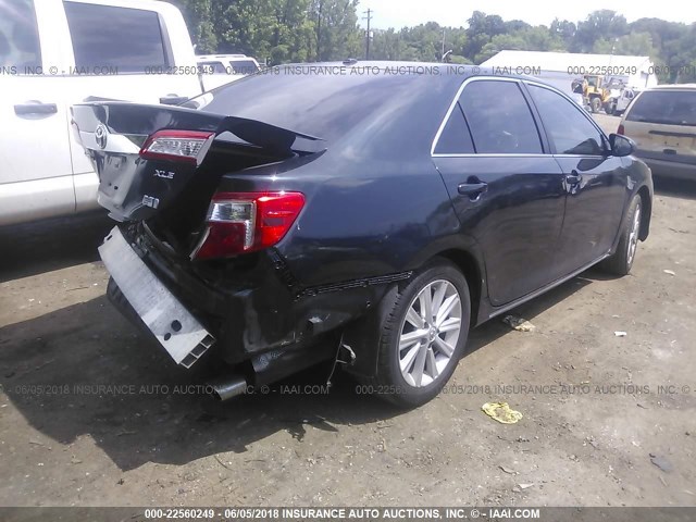 4T1BD1FK7EU130378 - 2014 TOYOTA CAMRY HYBRID/LE/XLE 黑色 照片 4
