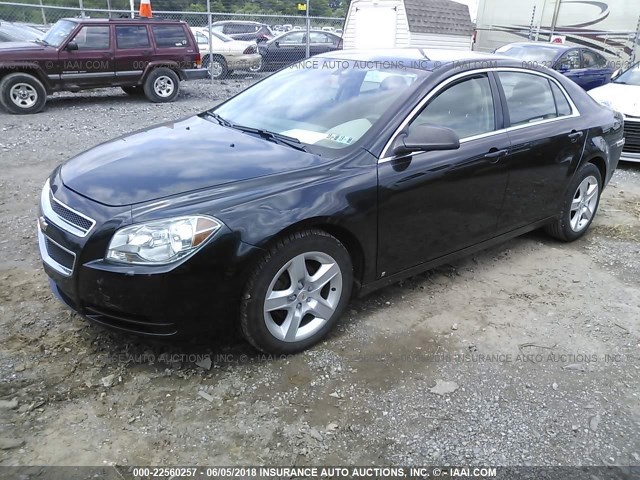 1G1ZB5EB3A4105112 - 2010 CHEVROLET MALIBU LS BLACK photo 2