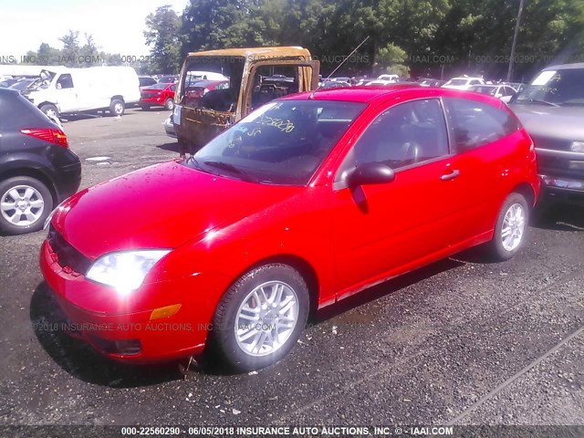 1FAFP31N57W199383 - 2007 FORD FOCUS ZX3/S/SE/SES RED photo 2