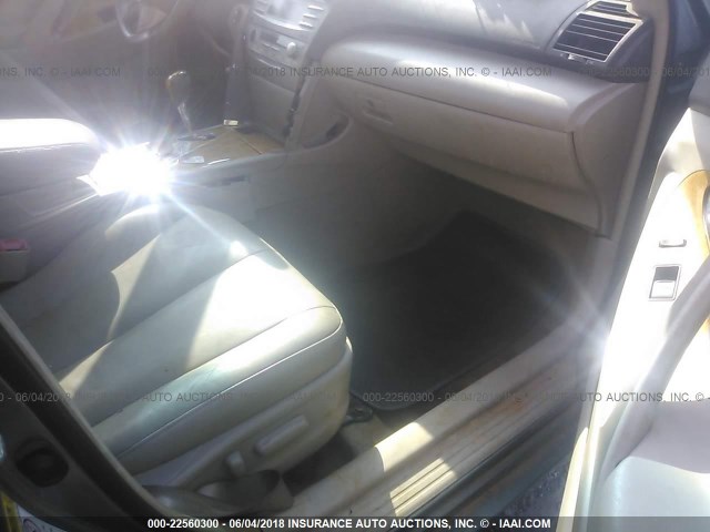 4T1BK46K27U517978 - 2007 TOYOTA CAMRY NEW GENERAT LE/XLE/SE GREEN photo 5