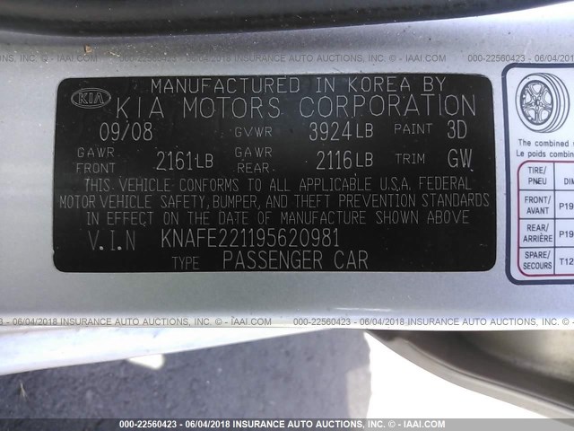 KNAFE221195620981 - 2009 KIA SPECTRA EX/LX/SX SILVER photo 9