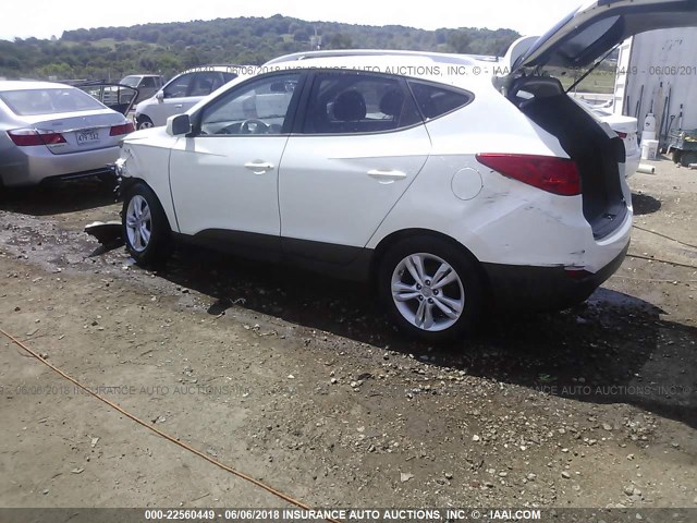 KM8JU3AC0BU207028 - 2011 HYUNDAI TUCSON GLS/LIMITED WHITE photo 3