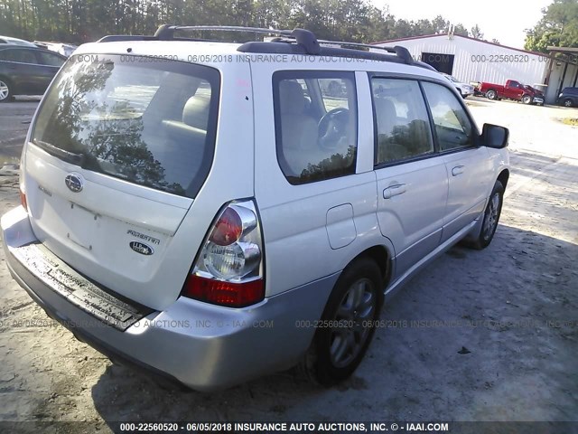 JF1SG67667H724035 - 2007 SUBARU FORESTER 2.5X LL BEAN SILVER photo 4