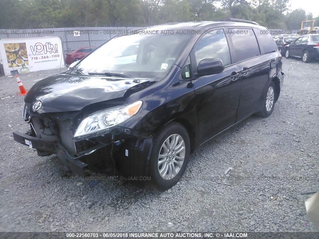 5TDYK3DC3ES470949 - 2014 TOYOTA SIENNA XLE/LIMITED BLACK photo 2