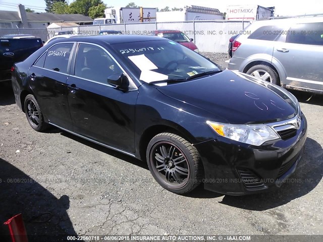 4T1BF1FKXDU298461 - 2013 TOYOTA CAMRY L/SE/LE/XLE 黑色 照片 1