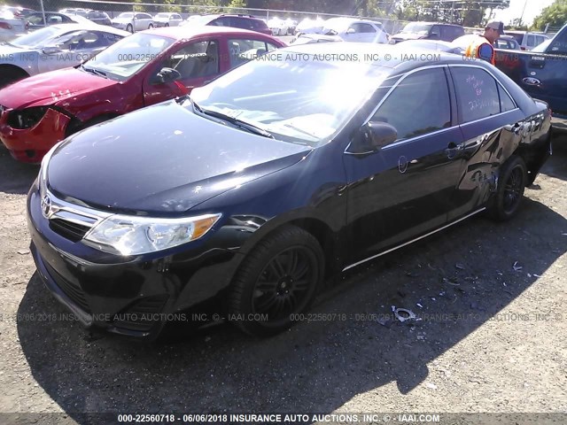 4T1BF1FKXDU298461 - 2013 TOYOTA CAMRY L/SE/LE/XLE 黑色 照片 2