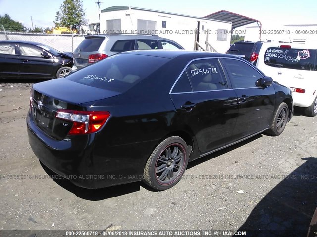 4T1BF1FKXDU298461 - 2013 TOYOTA CAMRY L/SE/LE/XLE 黑色 照片 4