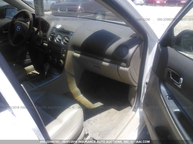 1YVFP82D945N60087 - 2004 MAZDA 6 S WHITE photo 5