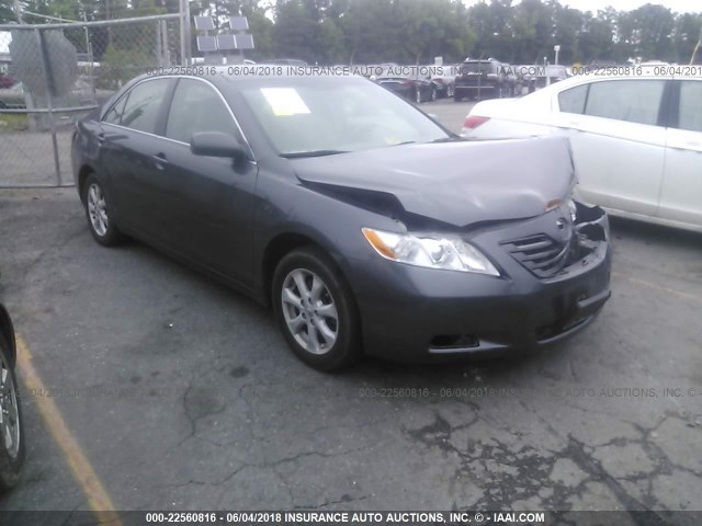 4T1BE46K07U606505 - 2007 TOYOTA CAMRY NEW GENERAT CE/LE/XLE/SE GRAY photo 1