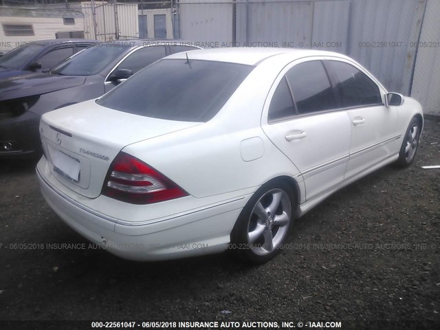 WDBRF40J05F720584 - 2005 MERCEDES-BENZ C 230K SPORT SEDAN WHITE photo 4