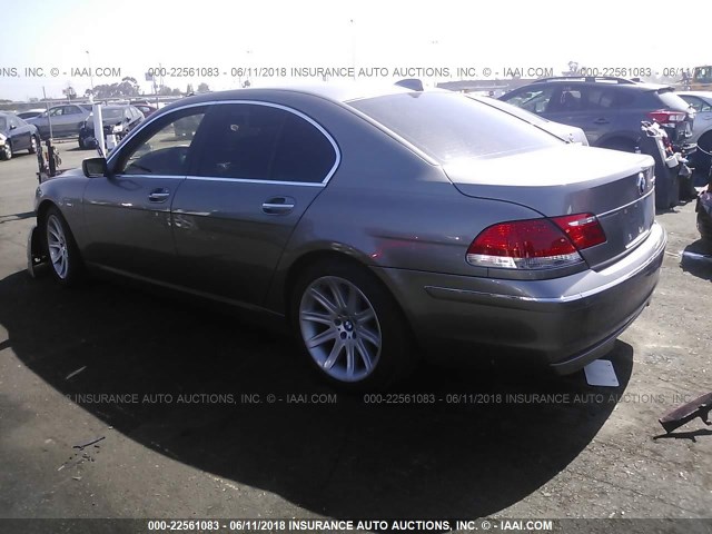 WBAHL83526DT02808 - 2006 BMW 750 I GRAY photo 3