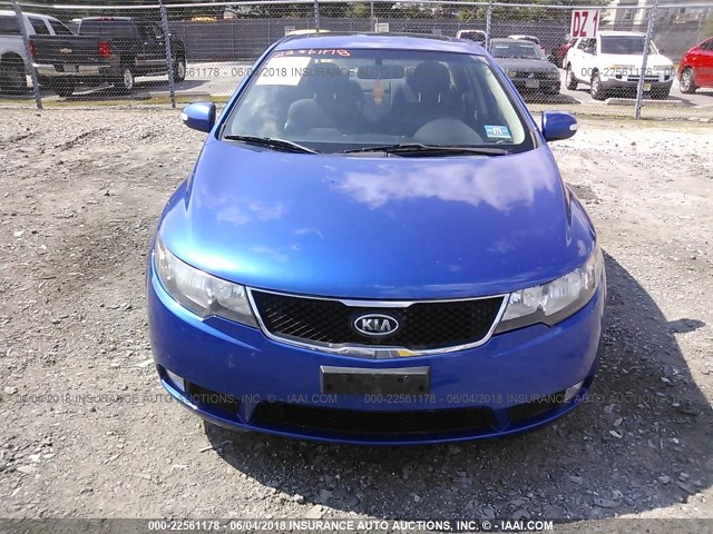 KNAFW4A30A5049175 - 2010 KIA FORTE SX BLUE photo 6