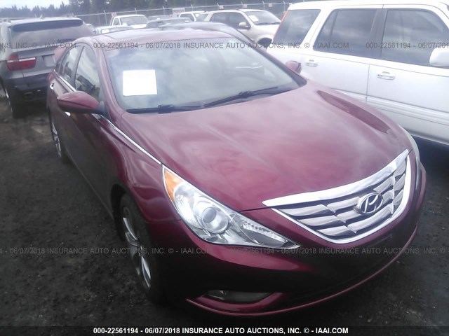 5NPEC4AB8CH368339 - 2012 HYUNDAI SONATA SE/LIMITED RED photo 1