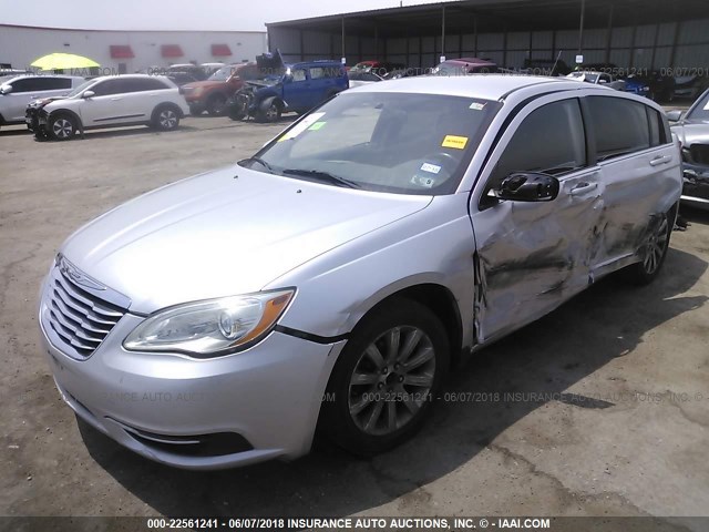 1C3BC1FB6BN500852 - 2011 CHRYSLER 200 TOURING SILVER photo 2