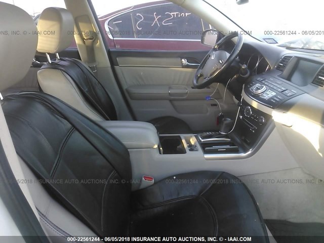 JNKAY01E38M603244 - 2008 INFINITI M35 SPORT WHITE photo 5