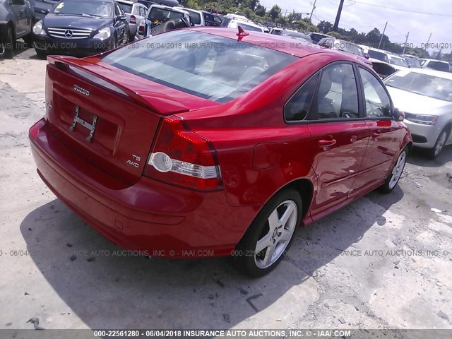 YV1MH682X52077760 - 2005 VOLVO S40 T5 RED photo 4