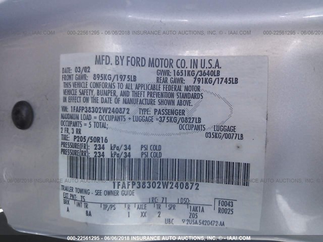 1FAFP38302W240872 - 2002 FORD FOCUS ZTS SILVER photo 9