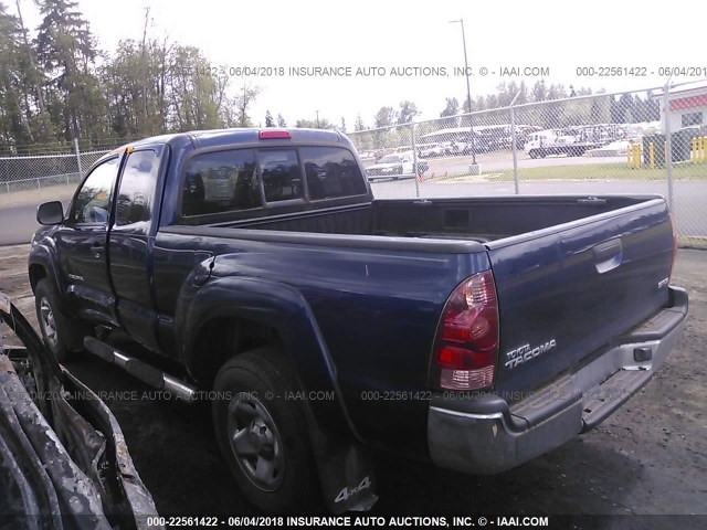 5TEUX42N05Z086320 - 2005 TOYOTA TACOMA ACCESS CAB BLUE photo 3