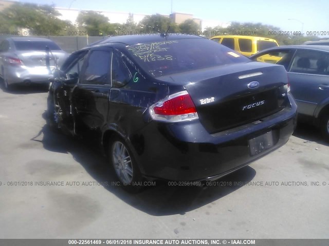 1FAHP35NX8W226274 - 2008 FORD FOCUS SE/SEL/SES BLACK photo 3