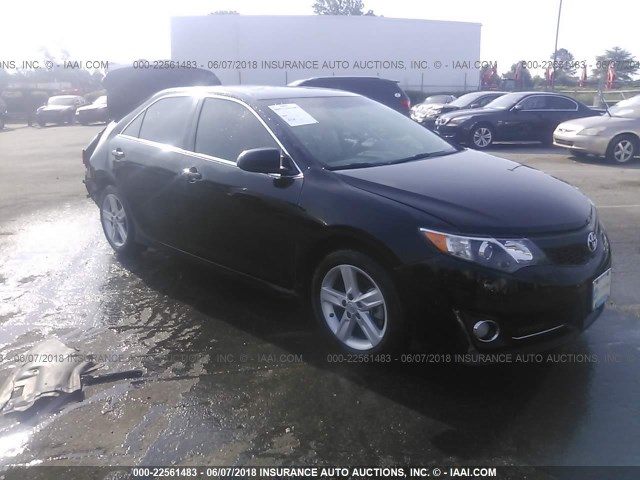 4T1BF1FK9EU388783 - 2014 TOYOTA CAMRY L/SE/LE/XLE Qara foto 1