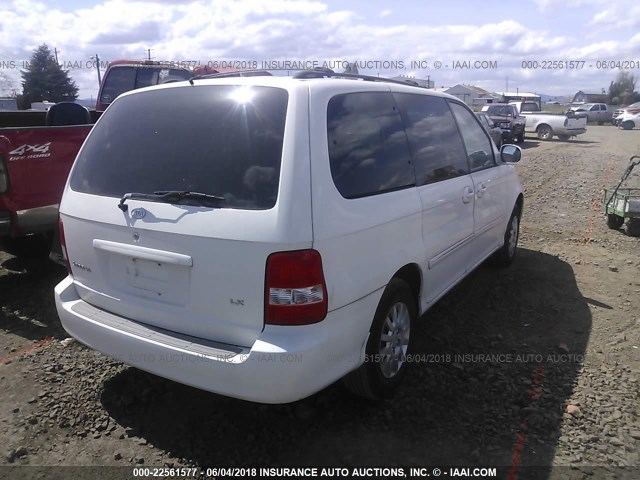 KNDUP131436396796 - 2003 KIA SEDONA EX/LX WHITE photo 4