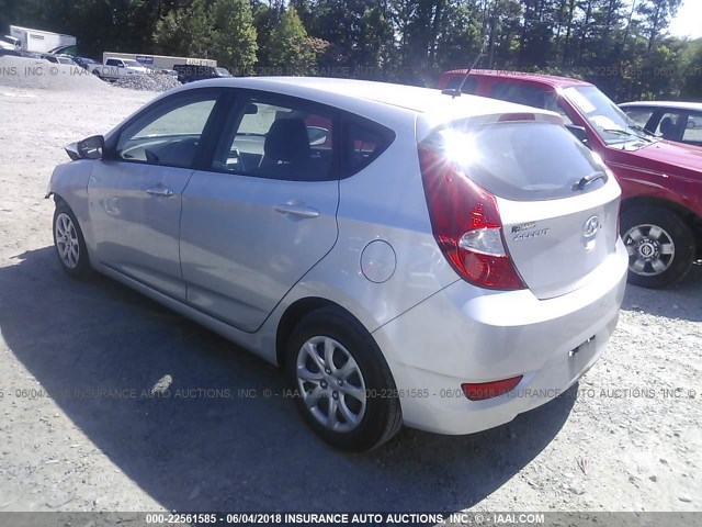 KMHCT5AEXEU173466 - 2014 HYUNDAI ACCENT GLS/GS SILVER photo 3