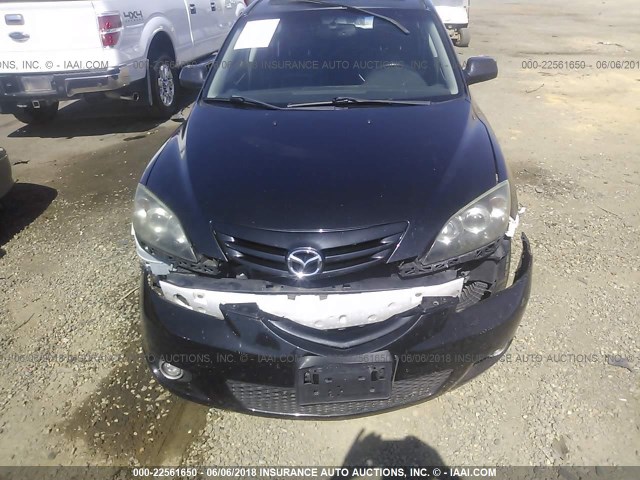 JM1BK343851313372 - 2005 MAZDA 3 HATCHBACK BLACK photo 6