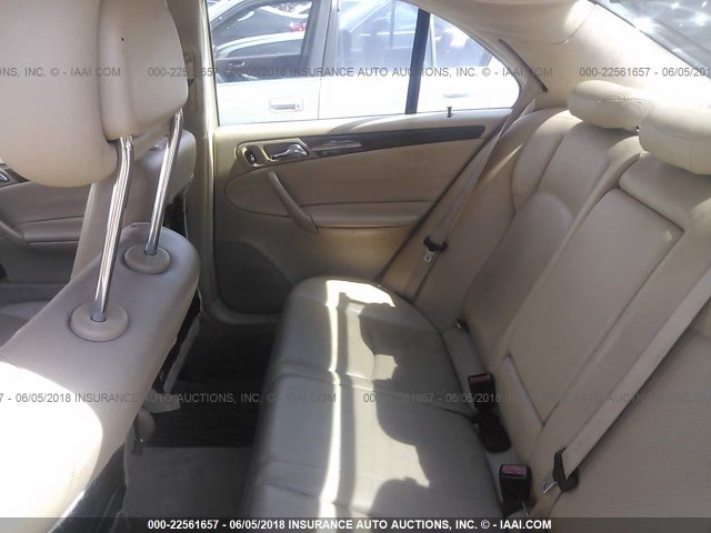 WDBRF64J12F231032 - 2002 MERCEDES-BENZ C 320 WHITE photo 8